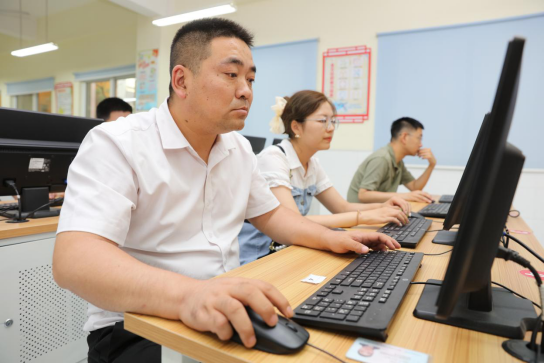潤馨物業(yè)工會積極參與潤州區(qū)職工計算機操作技能競賽